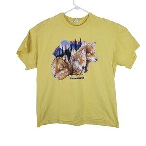 Yellowstone National Park Wolves Graphic Tee XL